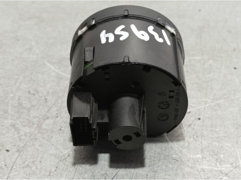 Recambio de mando luces para skoda superb (3v3) active referencia OEM IAM 3V0941431  