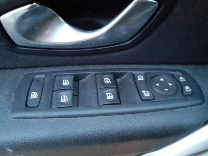 Recambio de mando elevalunas delantero izquierdo para renault fluence (l3_) 1.5 dci (l30b) referencia OEM IAM 254000008R C/MANDO