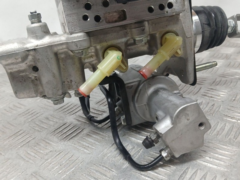 Recambio de abs para toyota auris hybrid active referencia OEM IAM 4727047030 C/ BOMBA FRENO Y SERVOFRENO 