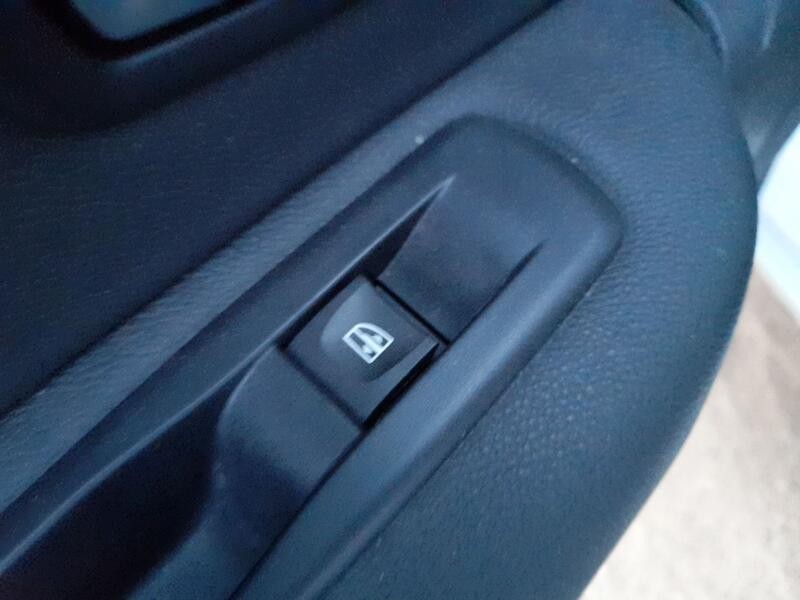 Recambio de mando elevalunas trasero izquierdo para renault fluence (l3_) 1.5 dci (l30b) referencia OEM IAM 254210001R  