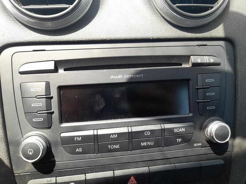 Recambio de sistema audio / radio cd para audi a3 (8p1) 1.6 tdi referencia OEM IAM 8P0057185B  