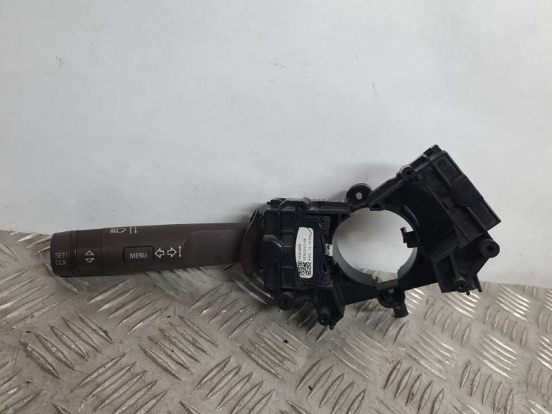 Recambio de mando intermitentes para opel insignia berlina essentia referencia OEM IAM 13303269 92300210198 