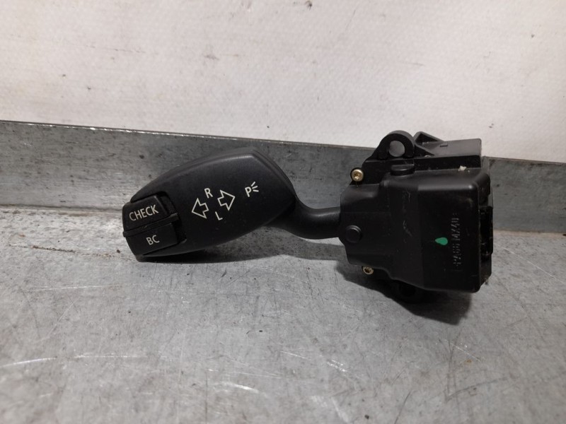 Recambio de mando intermitentes para bmw serie 5 berlina (e60) 530d referencia OEM IAM 6924103  