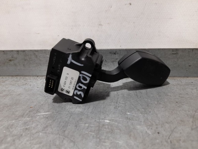 Recambio de mando intermitentes para bmw serie 5 berlina (e60) 530d referencia OEM IAM 6924103  