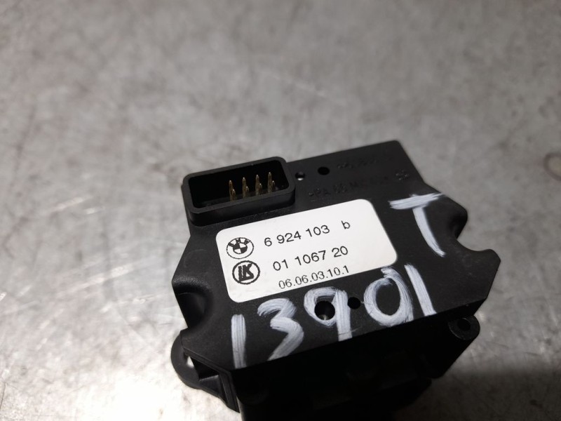 Recambio de mando intermitentes para bmw serie 5 berlina (e60) 530d referencia OEM IAM 6924103  