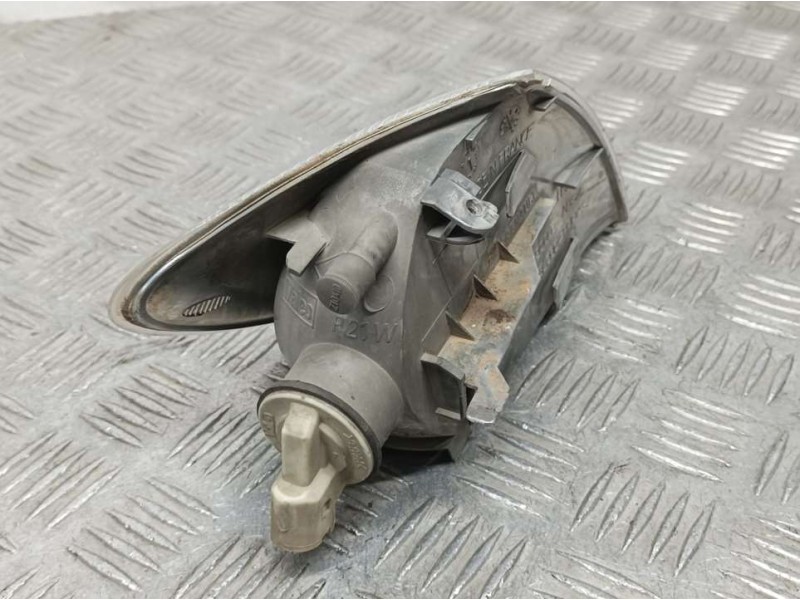 Recambio de piloto delantero izquierdo para renault scenic (ja..) 1.9 dti rt referencia OEM IAM 7700831466  