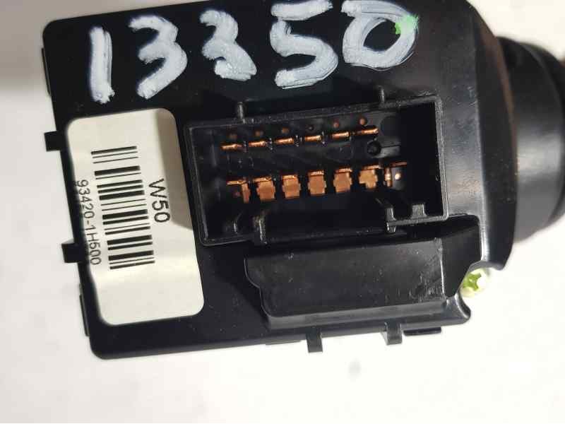 Recambio de mando limpia para kia pro_cee´d drive referencia OEM IAM 934201H500  