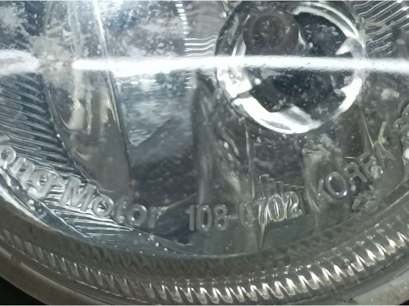 Recambio de faro antiniebla izquierdo para ssangyong rodius xdi referencia OEM IAM 1080702  