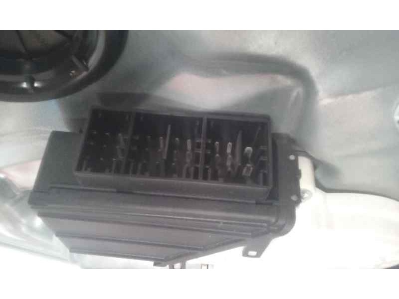 Recambio de elevalunas delantero derecho para seat ibiza (6l1) signo referencia OEM IAM 6Q2959801A 990125100 ELECTRICO