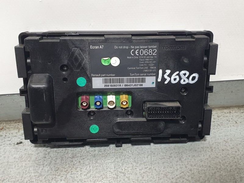 Recambio de sistema navegacion gps para renault megane iii berlina 5 p dynamique referencia OEM IAM 259150931R IB6431J02186 TOM 