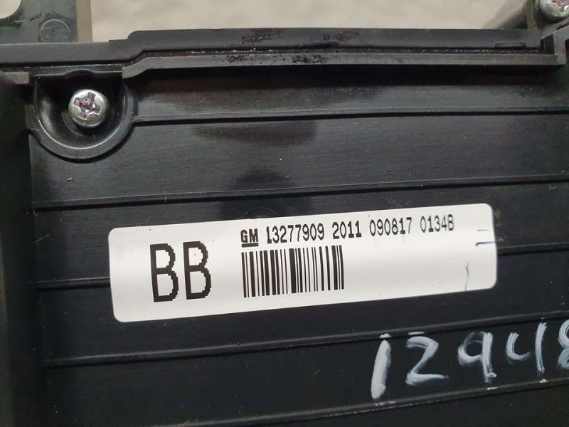 Recambio de mando multifuncion para opel insignia berlina essentia referencia OEM IAM 13277909  