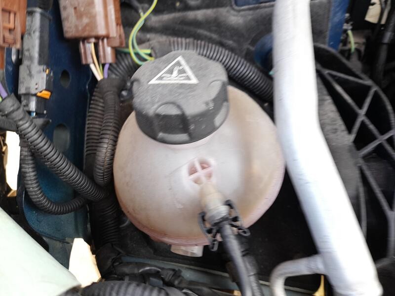 Recambio de deposito expansion para citroën c5 aircross (ac_, aj_, ar_, a4_) 1.2 puretech 130 (arhnsj) referencia OEM IAM 967812