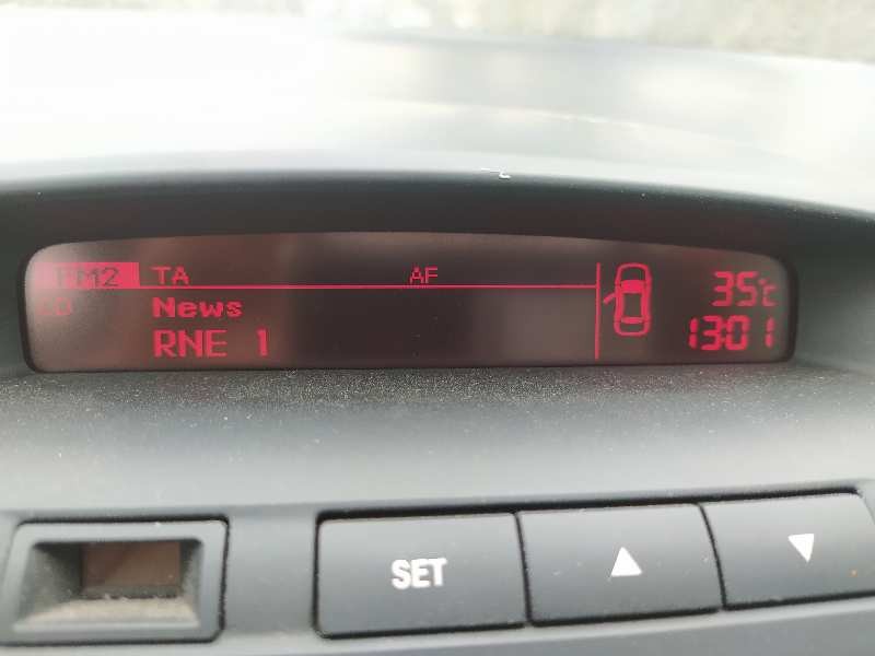 Recambio de pantalla multifuncion para kia pro_cee´d drive referencia OEM IAM 957101H700  