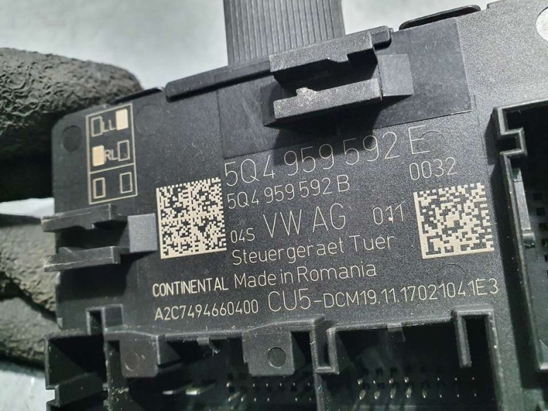 Recambio de modulo electronico para volkswagen golf vii lim. (bq1) comfortline referencia OEM IAM 5Q4959592E A2C7494660400 CONTI