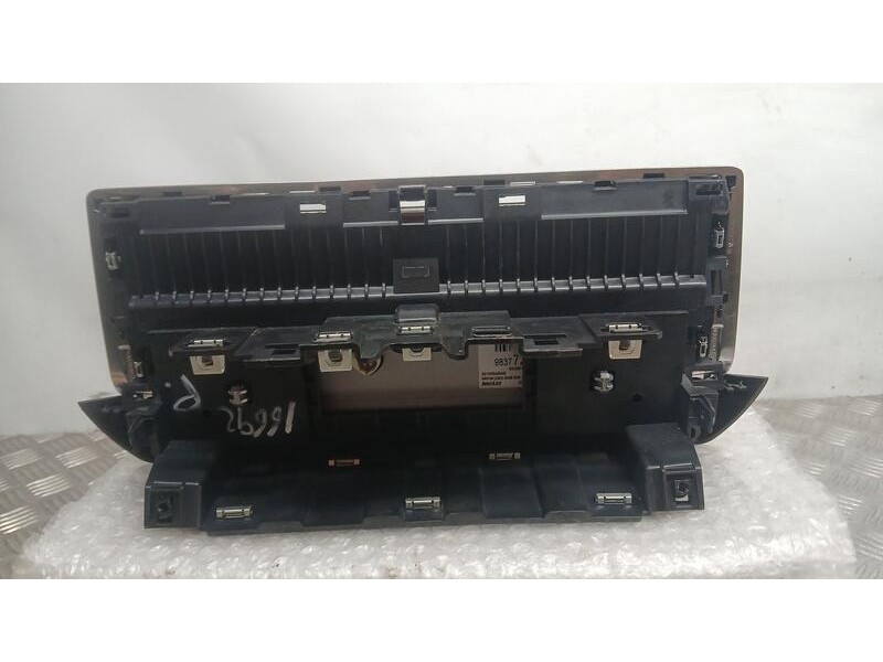 Recambio de sistema navegacion gps para peugeot 208 ii (ub_, up_, uw_, uj_) 1.2 puretech 100 referencia OEM IAM 9837721380 INNOL