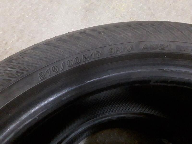 Recambio de neumatico pareja para neumaticos reutilizados - referencia OEM IAM 215501795W YOKOHAMA 215/50/17/95W
