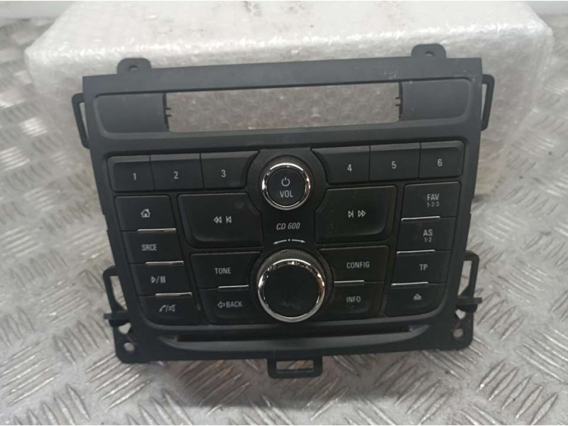 Recambio de mando radio para opel zafira tourer excellence referencia OEM IAM 13406667 A2C81981800 CONTINENTAL