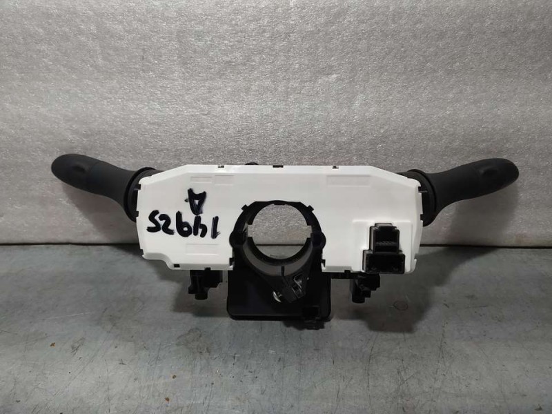 Recambio de mando luces y limpia para nissan qashqai (j11) acenta referencia OEM IAM 255604EA2B  