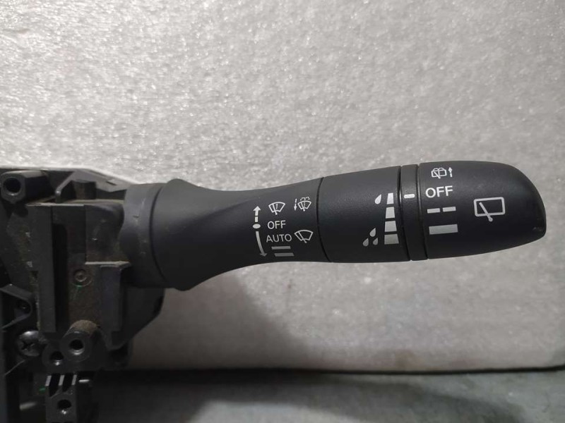 Recambio de mando luces y limpia para nissan qashqai (j11) acenta referencia OEM IAM 255604EA2B  