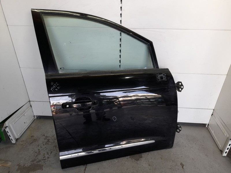 Recambio de puerta delantera derecha para ssangyong rodius xdi referencia OEM IAM 6200421202  