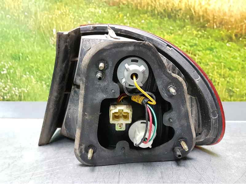 Recambio de piloto trasero izquierdo para daewoo lanos se referencia OEM IAM  AGRIETADO EXTERIOR