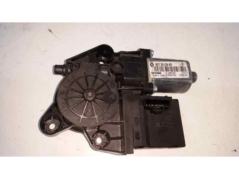 Recambio de motor elevalunas delantero derecho para renault megane iii sport tourer business referencia OEM IAM  6 PINS ELECTRIC