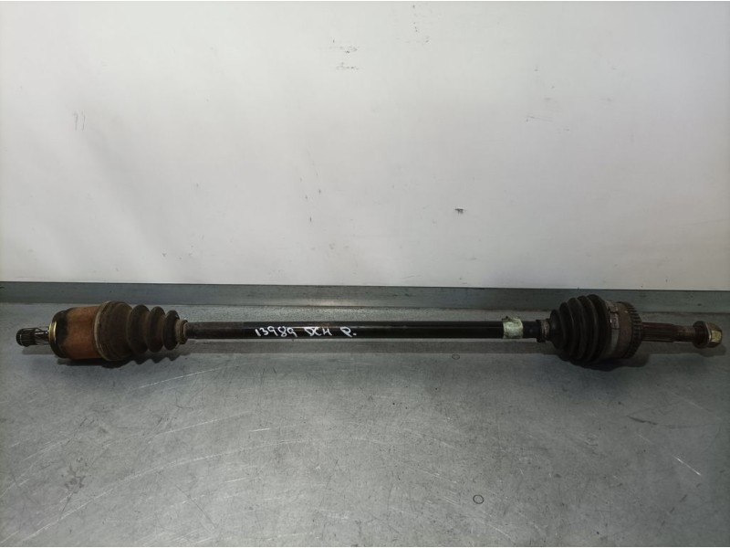 Recambio de transmision delantera derecha para nissan almera (n16/e) acenta referencia OEM IAM 391004M470  