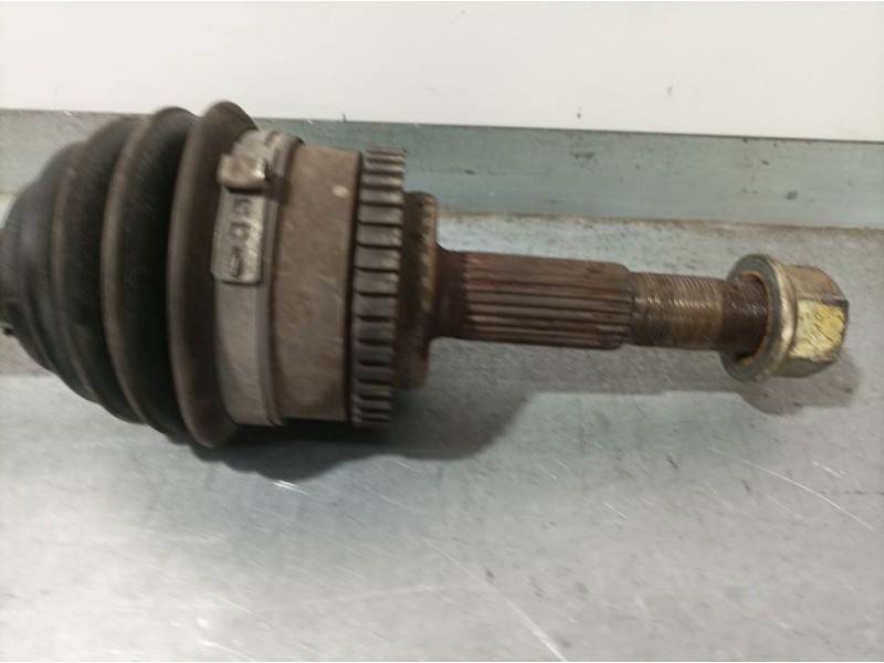 Recambio de transmision delantera derecha para nissan almera (n16/e) acenta referencia OEM IAM 391004M470  