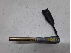 Recambio de pretensor airbag izquierdo para renault laguna ii (bg0) referencia OEM IAM   ENGANCHE EXTERIOR