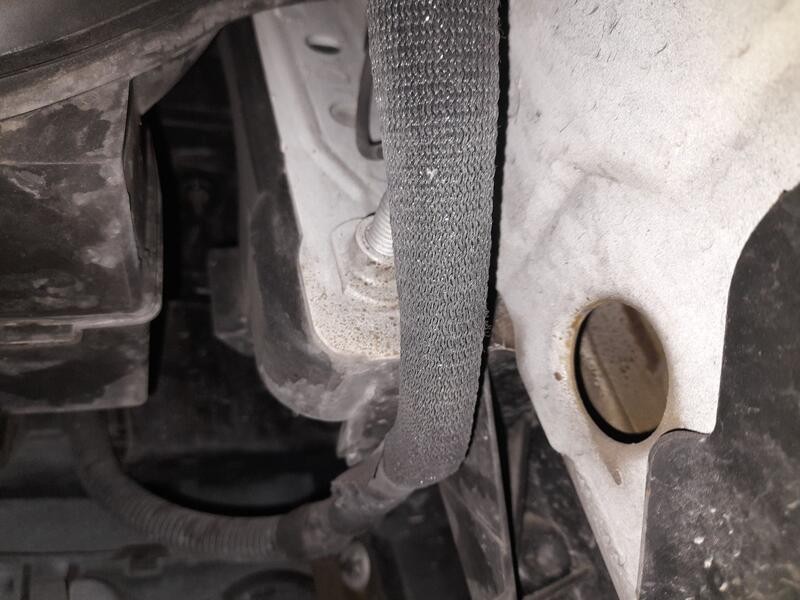 Recambio de refuerzo paragolpes delantero para renault fluence (l3_) 1.5 dci (l30b) referencia OEM IAM   