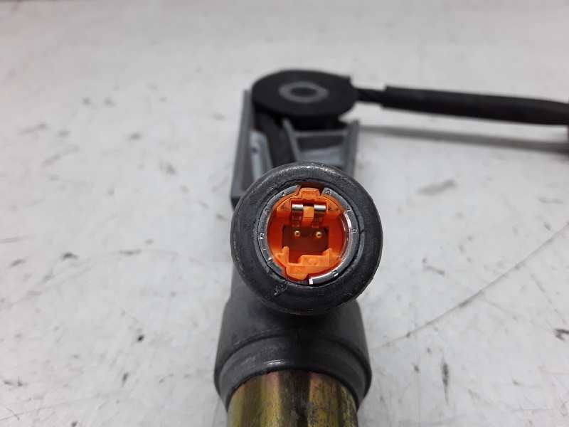 Recambio de pretensor airbag izquierdo para renault laguna ii (bg0) referencia OEM IAM   ENGANCHE EXTERIOR