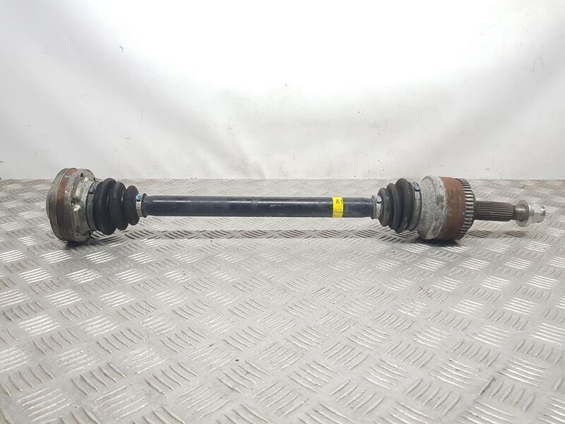 Recambio de transmision trasera izquierda para ssangyong rodius xdi referencia OEM IAM 4230021201  