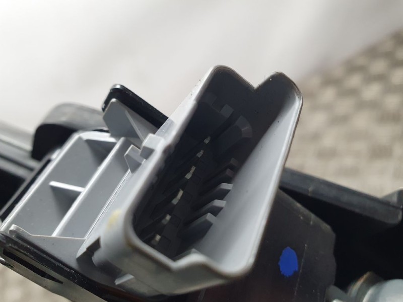 Recambio de elevalunas delantero izquierdo para ds 3 crossback chic referencia OEM IAM 9828130780  ELECTRICO 6 PINES