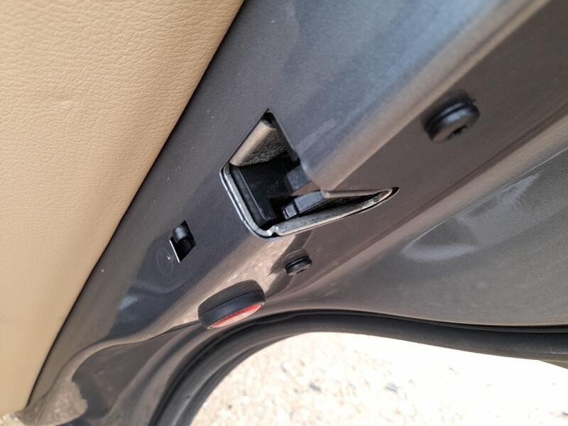 Recambio de cerradura puerta trasera derecha para bmw x5 (e70) 3.0 d referencia OEM IAM 51227202148  