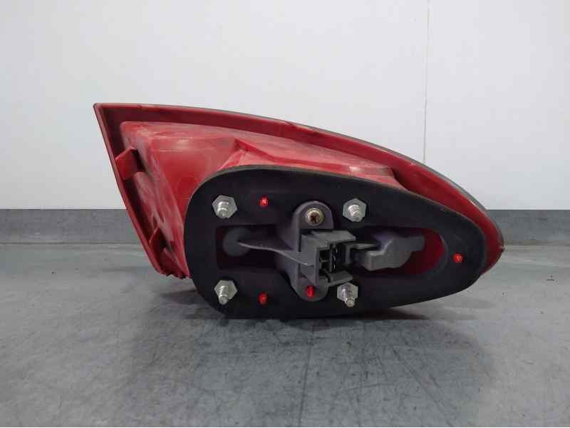 Recambio de piloto trasero izquierdo para alfa romeo 147 (190) impresion referencia OEM IAM 46556347  EXTERIOR