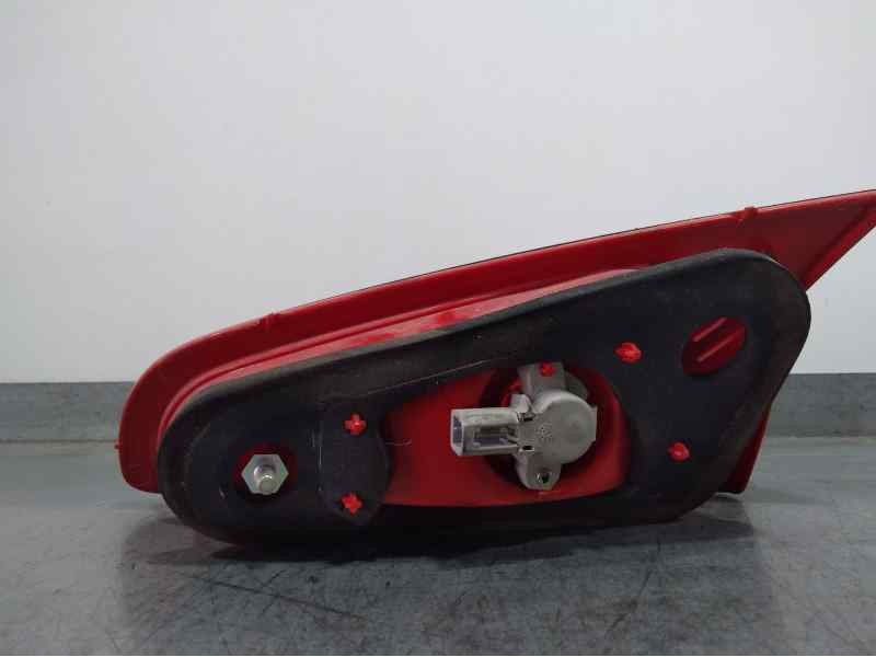 Recambio de piloto trasero izquierdo para alfa romeo 147 (190) impresion referencia OEM IAM 60693792  INTERIOR