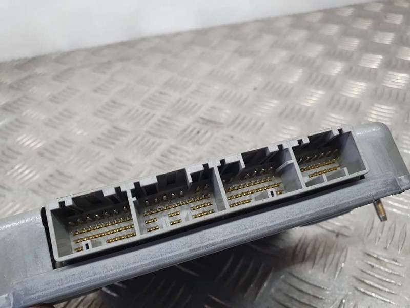 Recambio de modulo electronico para toyota prius (nhw20) sol referencia OEM IAM 8998147090  