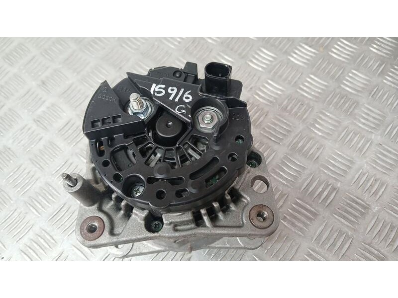 Recambio de alternador para seat ibiza (6l1) stella referencia OEM IAM 038903018R BOSCH 0986041920