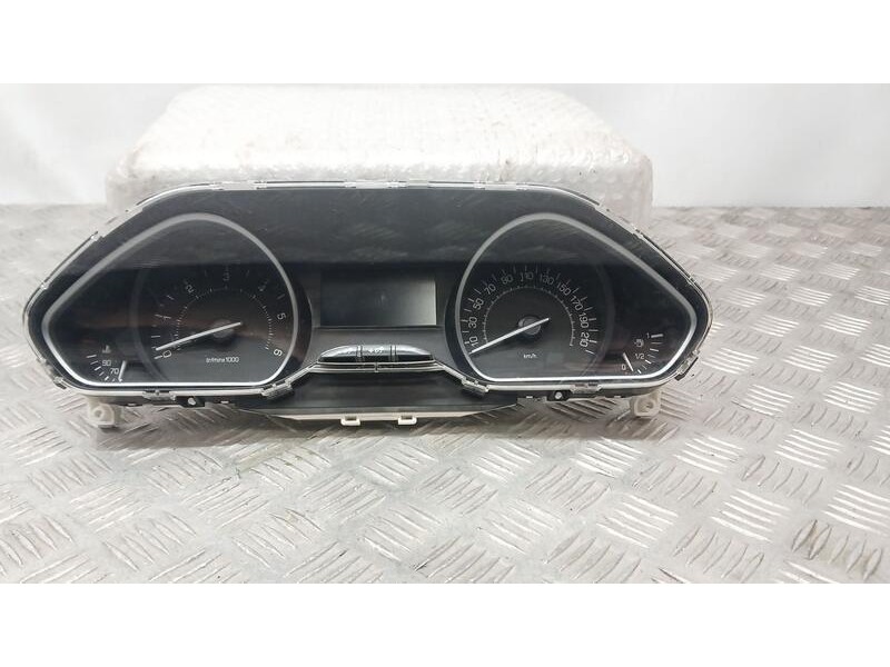 Recambio de cuadro instrumentos para peugeot 2008 (--.2013) active referencia OEM IAM 9822621580  