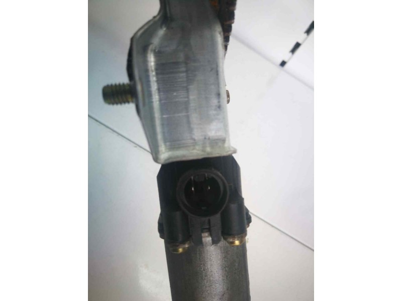 Recambio de elevalunas delantero derecho para renault kangoo (f/kc0) expression referencia OEM IAM  400664T1 2 PINS