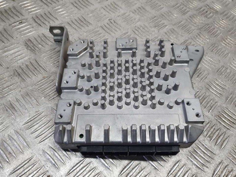 Recambio de modulo electronico para toyota prius (nhw20) sol referencia OEM IAM 8954047060  