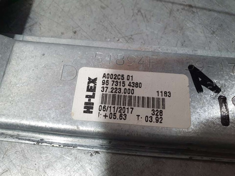 Recambio de elevalunas delantero derecho para peugeot 208 style referencia OEM IAM 9673154380 A002C501 ELECTRICO 2 PINES