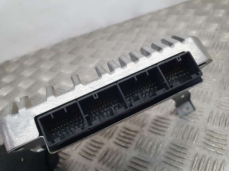 Recambio de modulo electronico para toyota prius (nhw20) sol referencia OEM IAM 8954047060  