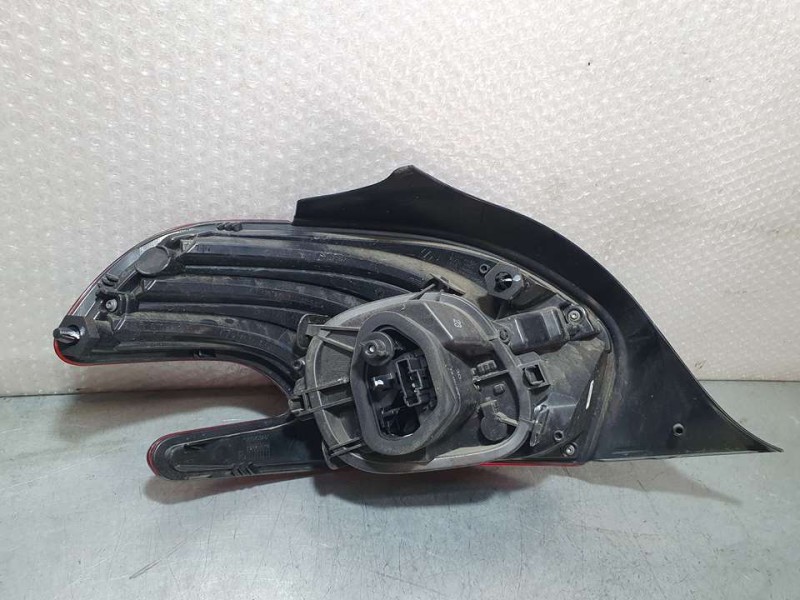 Recambio de piloto trasero derecho para peugeot 208 style referencia OEM IAM 9672628380 9825601180 