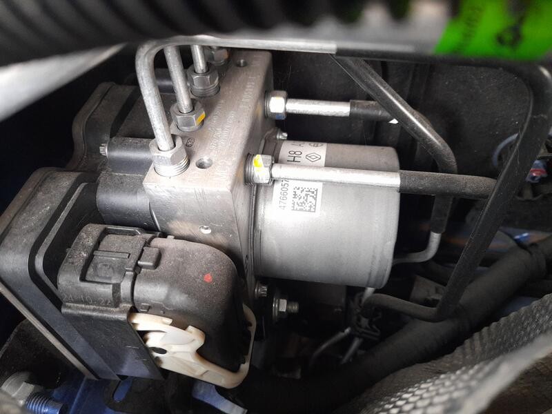 Recambio de abs para renault clio v (b7_) tce 90 (b7mt) referencia OEM IAM   