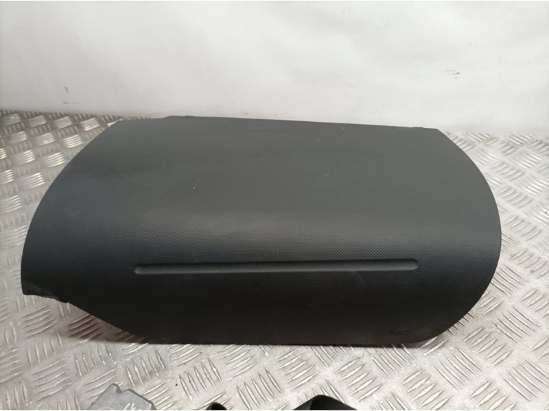 Recambio de kit airbag para renault master kombi l2h2 3,5t referencia OEM IAM 985701757R  CON PRETENSORES , SIN SALPICADERO