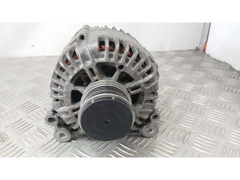 Recambio de alternador para audi a3 (8p1) 1.9 tdi referencia OEM IAM 06F903023C VALEO TG14C011