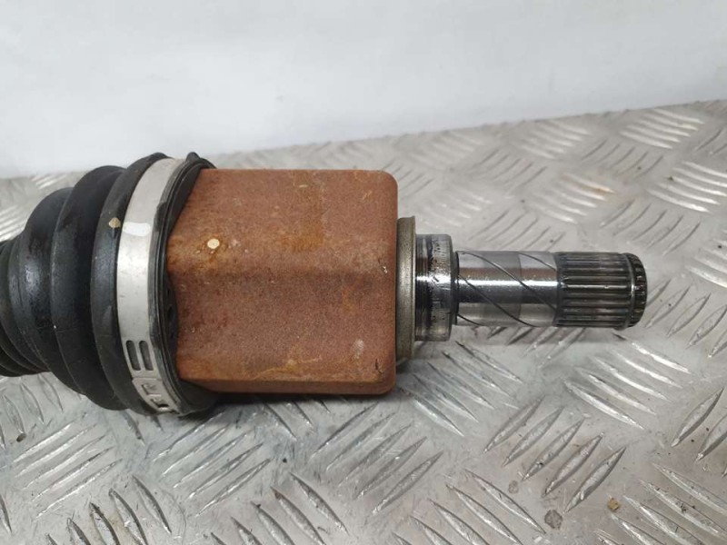 Recambio de transmision delantera izquierda para nissan qashqai (j11) acenta referencia OEM IAM 10411943  