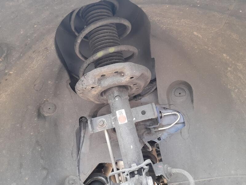 Recambio de amortiguador delantero derecho para renault clio v (b7_) tce 90 (b7mt) referencia OEM IAM 543023386R  