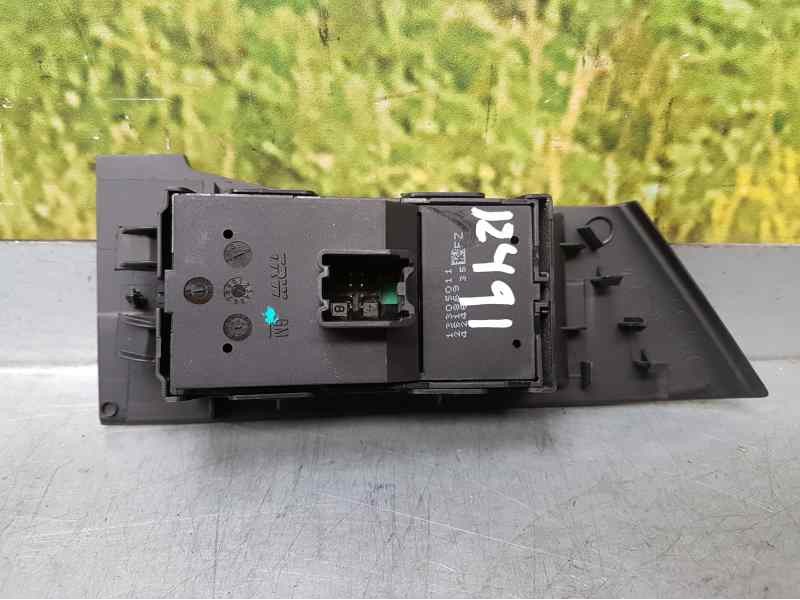 Recambio de mando elevalunas delantero izquierdo para opel astra j lim. techno referencia OEM IAM 13305011  
